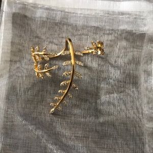 BaubleBar Peacemaker Ring